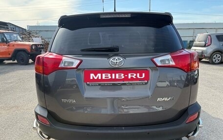 Toyota RAV4, 2013 год, 1 975 000 рублей, 4 фотография