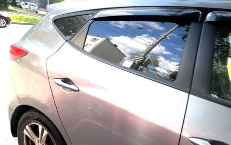 Hyundai ix35 I рестайлинг, 2013 год, 850 000 рублей, 4 фотография