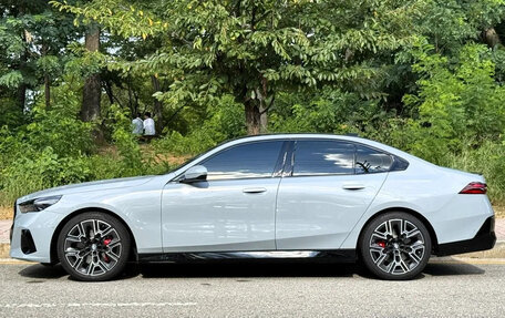 BMW 5 серия, 2026 год, 8 900 000 рублей, 3 фотография