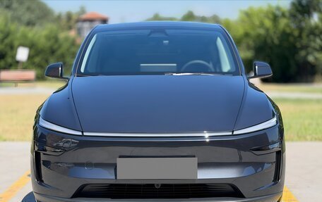 Tesla Model Y I, 2025 год, 6 280 000 рублей, 2 фотография