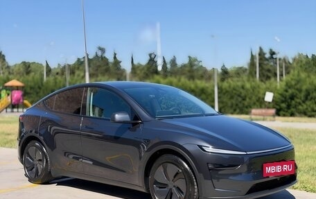 Tesla Model Y I, 2025 год, 6 280 000 рублей, 5 фотография