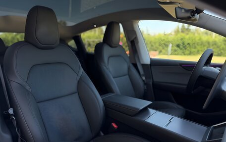 Tesla Model Y I, 2025 год, 6 280 000 рублей, 16 фотография