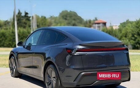 Tesla Model Y I, 2025 год, 6 280 000 рублей, 11 фотография