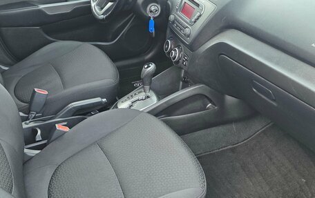 KIA Rio III рестайлинг, 2015 год, 630 000 рублей, 9 фотография