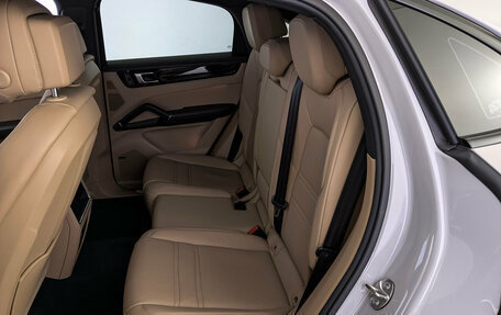 Porsche Cayenne III, 2022 год, 8 980 000 рублей, 18 фотография