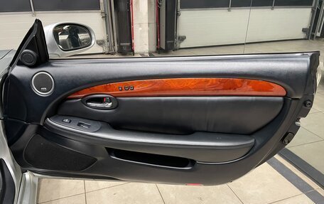 Lexus SC II рестайлинг, 2002 год, 1 850 000 рублей, 11 фотография