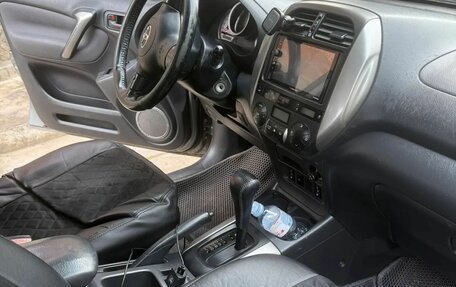 Toyota RAV4, 2004 год, 520 000 рублей, 4 фотография