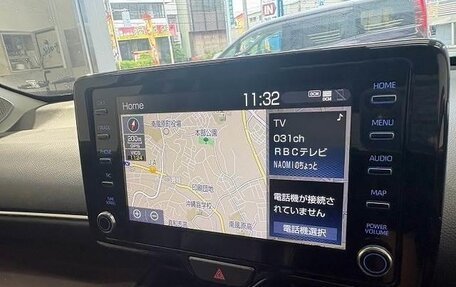 Toyota Yaris Cross, 2022 год, 1 480 000 рублей, 6 фотография