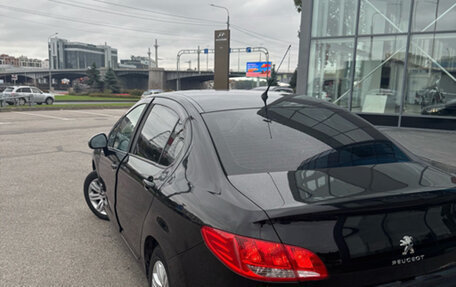 Peugeot 408 I рестайлинг, 2016 год, 990 000 рублей, 4 фотография
