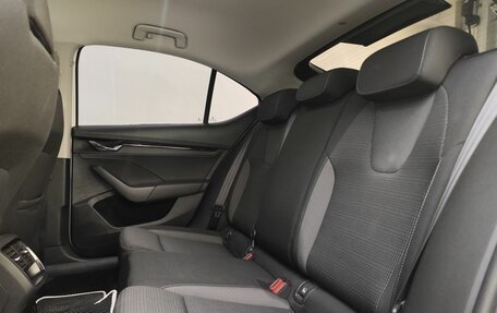 Skoda Octavia IV, 2021 год, 2 200 000 рублей, 15 фотография