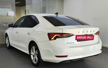 Skoda Octavia IV, 2021 год, 2 200 000 рублей, 8 фотография