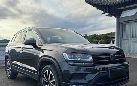 Volkswagen Tharu, 2022 год, 1 975 000 рублей, 3 фотография