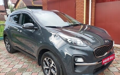 KIA Sportage IV рестайлинг, 2021 год, 2 690 000 рублей, 2 фотография