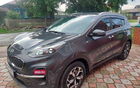 KIA Sportage IV рестайлинг, 2021 год, 2 690 000 рублей, 5 фотография