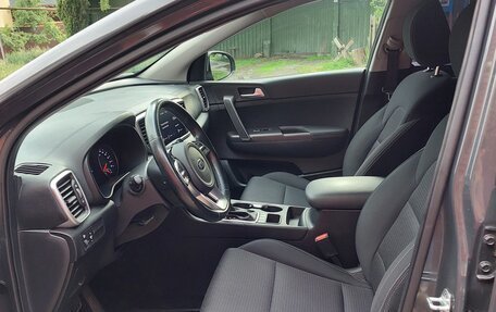 KIA Sportage IV рестайлинг, 2021 год, 2 690 000 рублей, 16 фотография