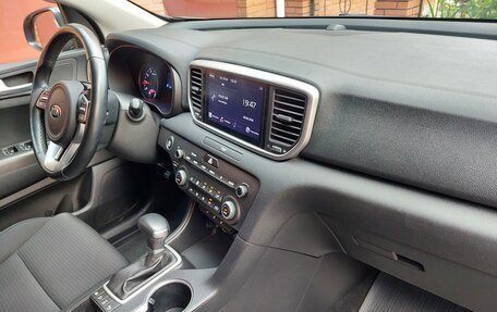 KIA Sportage IV рестайлинг, 2021 год, 2 690 000 рублей, 31 фотография