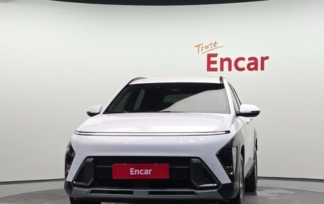 Hyundai Kona, 2023 год, 2 353 000 рублей, 2 фотография