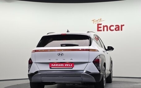 Hyundai Kona, 2023 год, 2 353 000 рублей, 4 фотография