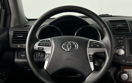 Toyota Highlander III, 2012 год, 2 250 500 рублей, 11 фотография