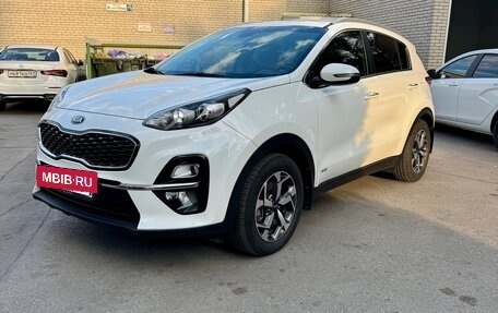 KIA Sportage IV рестайлинг, 2018 год, 2 300 000 рублей, 2 фотография