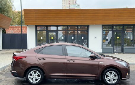 Hyundai Solaris II рестайлинг, 2021 год, 1 580 000 рублей, 5 фотография