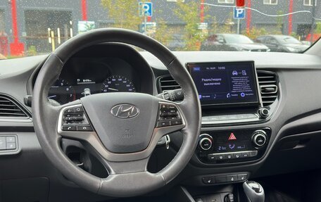 Hyundai Solaris II рестайлинг, 2021 год, 1 580 000 рублей, 11 фотография