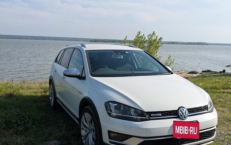 Volkswagen Golf VII, 2016 год, 1 800 000 рублей, 5 фотография