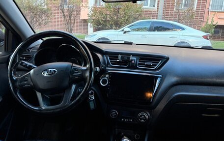 KIA Rio III рестайлинг, 2014 год, 760 000 рублей, 7 фотография