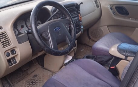 Ford Escape II, 2002 год, 550 000 рублей, 1 фотография