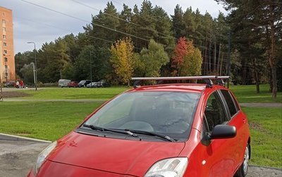 Toyota Yaris III рестайлинг, 2009 год, 500 000 рублей, 1 фотография