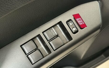 Toyota RAV4, 2016 год, 2 297 000 рублей, 16 фотография