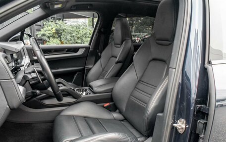 Porsche Cayenne III, 2023 год, 15 700 000 рублей, 23 фотография