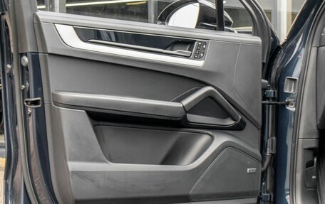 Porsche Cayenne III, 2023 год, 15 700 000 рублей, 20 фотография