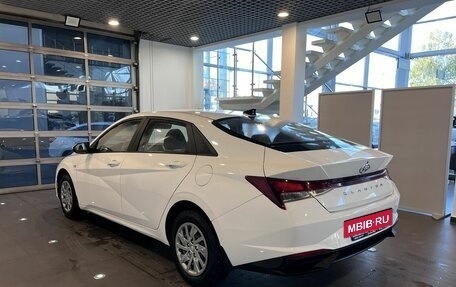 Hyundai Elantra, 2020 год, 2 050 000 рублей, 5 фотография