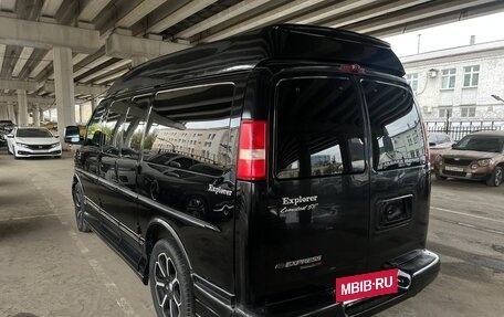 Chevrolet Express II, 2012 год, 2 800 000 рублей, 3 фотография