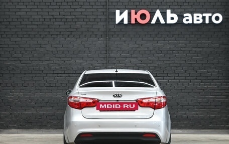 KIA Rio III рестайлинг, 2013 год, 750 000 рублей, 5 фотография