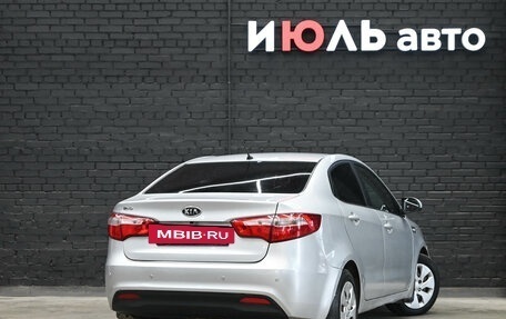 KIA Rio III рестайлинг, 2013 год, 750 000 рублей, 7 фотография