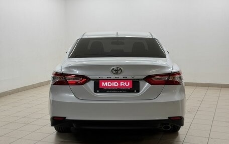 Toyota Camry, 2020 год, 2 895 000 рублей, 5 фотография