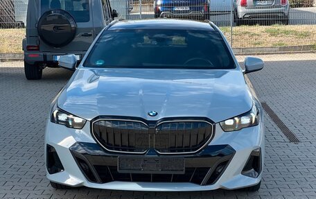 BMW 5 серия, 2026 год, 8 670 000 рублей, 2 фотография