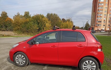 Toyota Yaris III рестайлинг, 2009 год, 500 000 рублей, 3 фотография