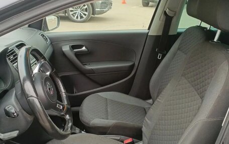 Volkswagen Polo VI (EU Market), 2018 год, 900 000 рублей, 4 фотография