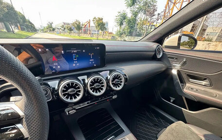 Mercedes-Benz A-Класс, 2023 год, 1 535 000 рублей, 12 фотография