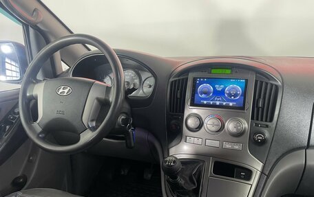 Hyundai Grand Starex Grand Starex I рестайлинг 2, 2007 год, 1 050 000 рублей, 12 фотография