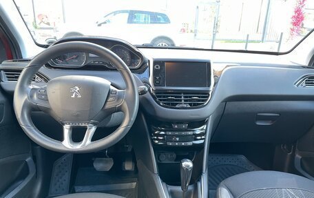 Peugeot 208 II, 2013 год, 800 000 рублей, 10 фотография