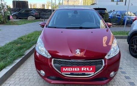 Peugeot 208 II, 2013 год, 800 000 рублей, 6 фотография