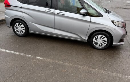 Honda Freed II, 2019 год, 1 500 000 рублей, 4 фотография