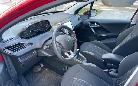 Peugeot 208 II, 2013 год, 800 000 рублей, 13 фотография