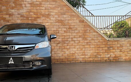 Honda Freed I, 2014 год, 1 090 000 рублей, 6 фотография