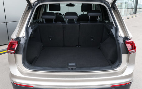 Volkswagen Tiguan II, 2017 год, 2 198 000 рублей, 9 фотография