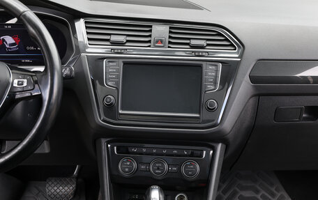 Volkswagen Tiguan II, 2017 год, 2 198 000 рублей, 15 фотография